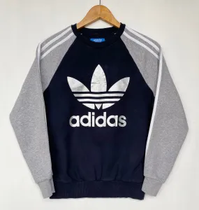 Adidas sweatshirt (M)