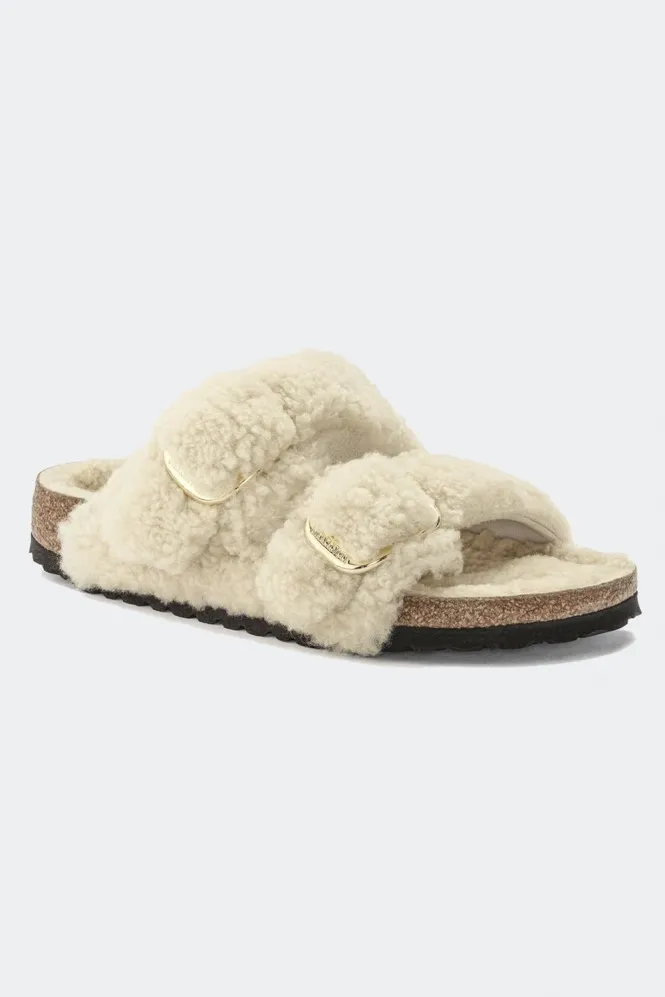 Arizona Big Buckle Shearling Sandals in Teddy Eggshell