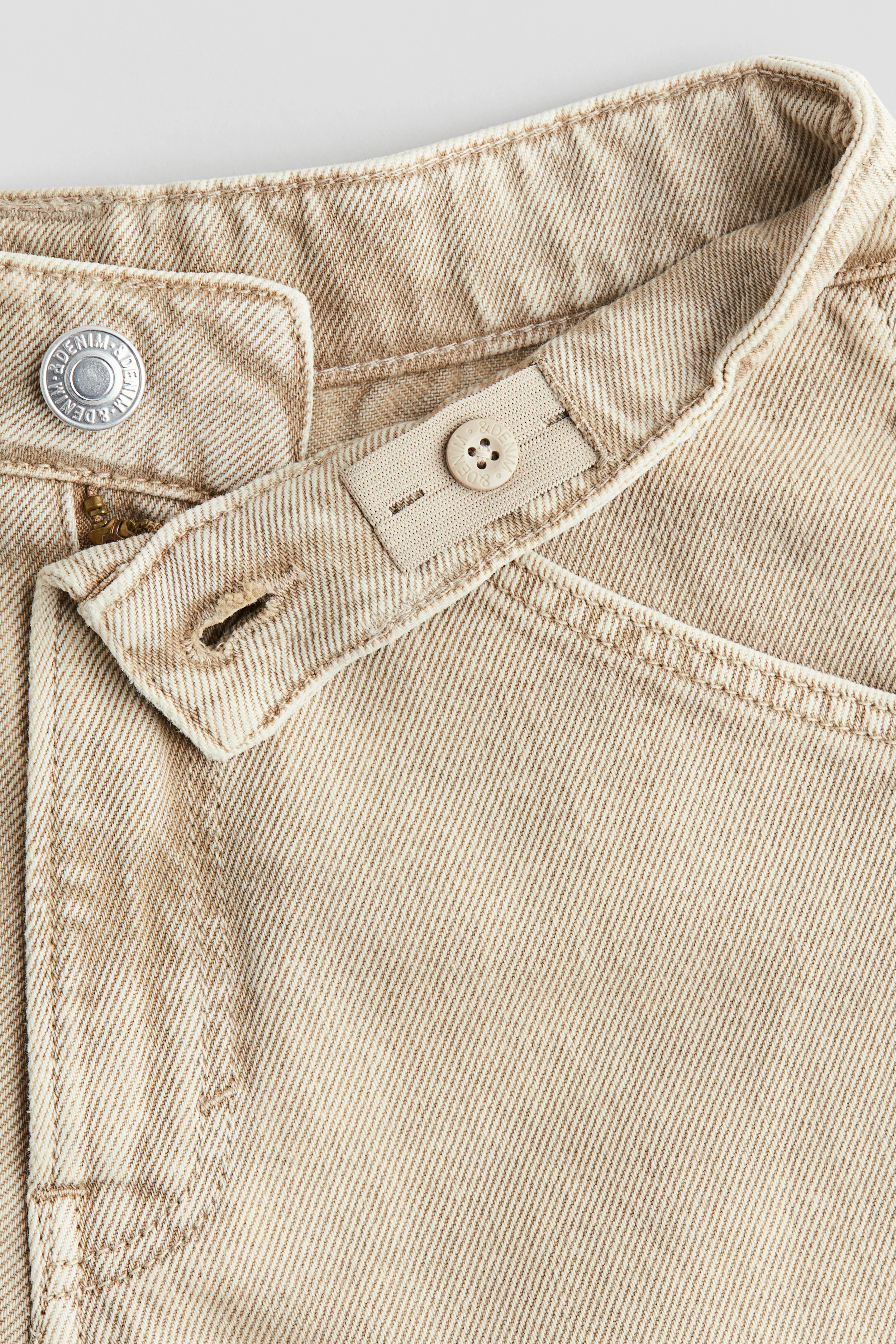 Baggy carpenter jeans - Regular waist - Long - Light beige - Kids | H&M GB