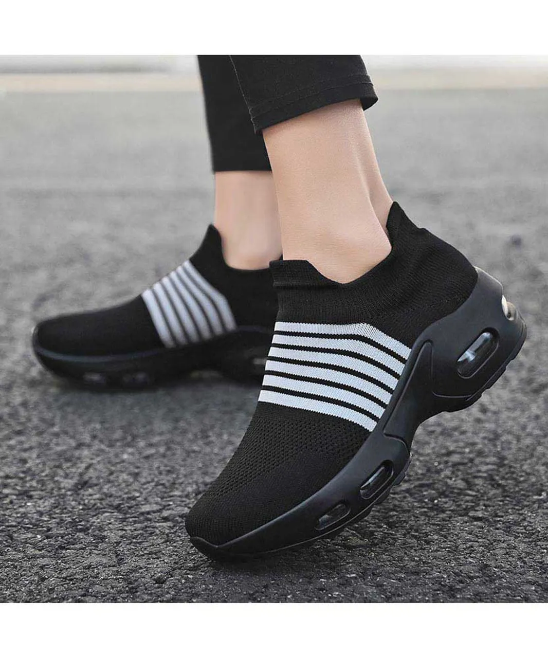 Black white stripe flyknit slip on shoe sneaker