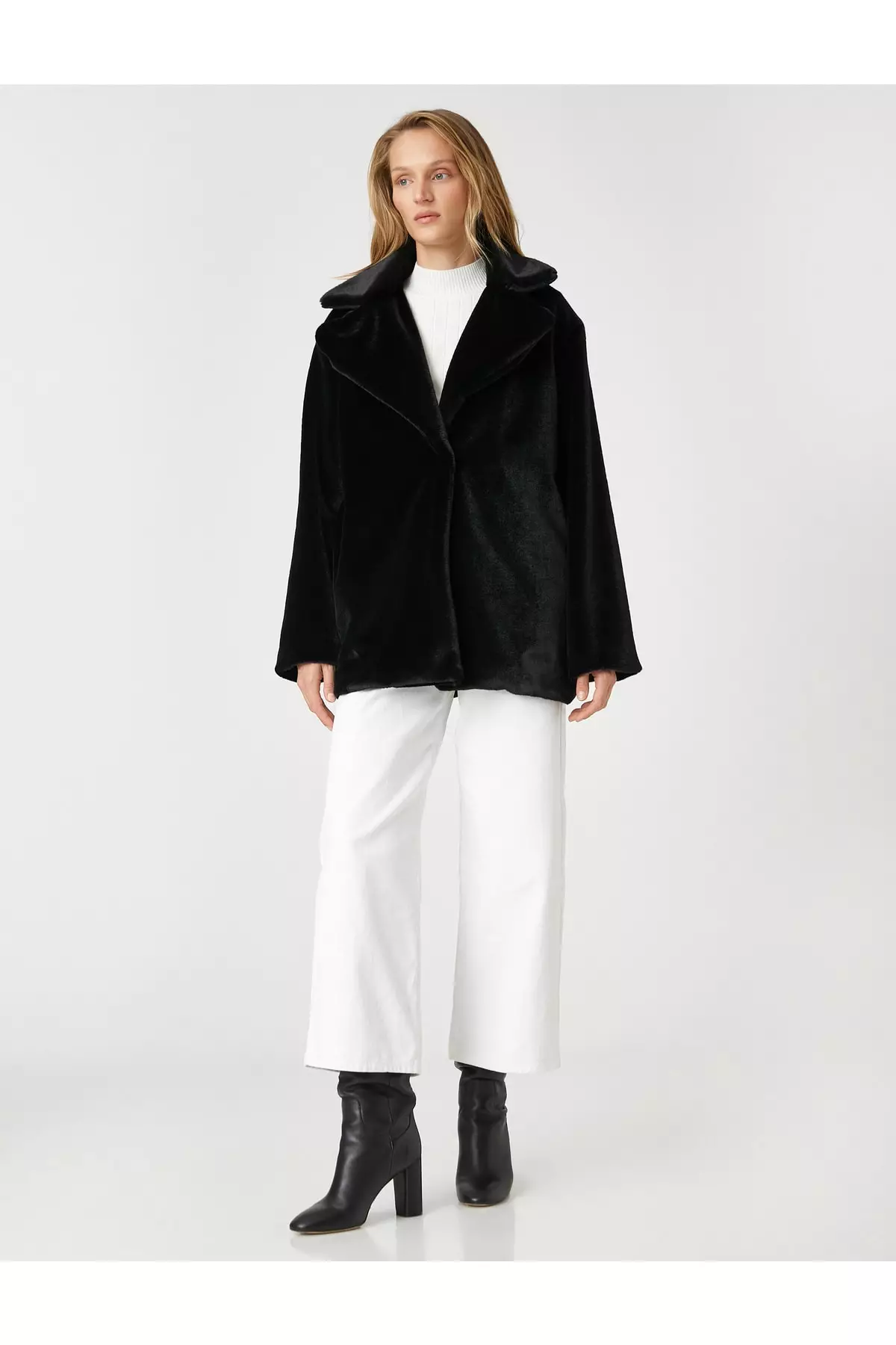 KOTON Short Plush Coat Layered Collar