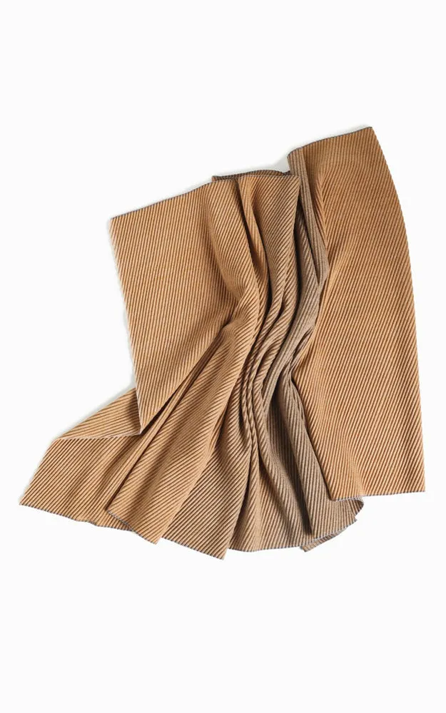 MSF2749 Gradient Pleats Scarf