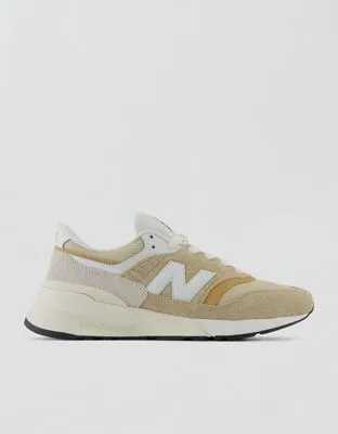 New Balance Men's 997H Sneaker
