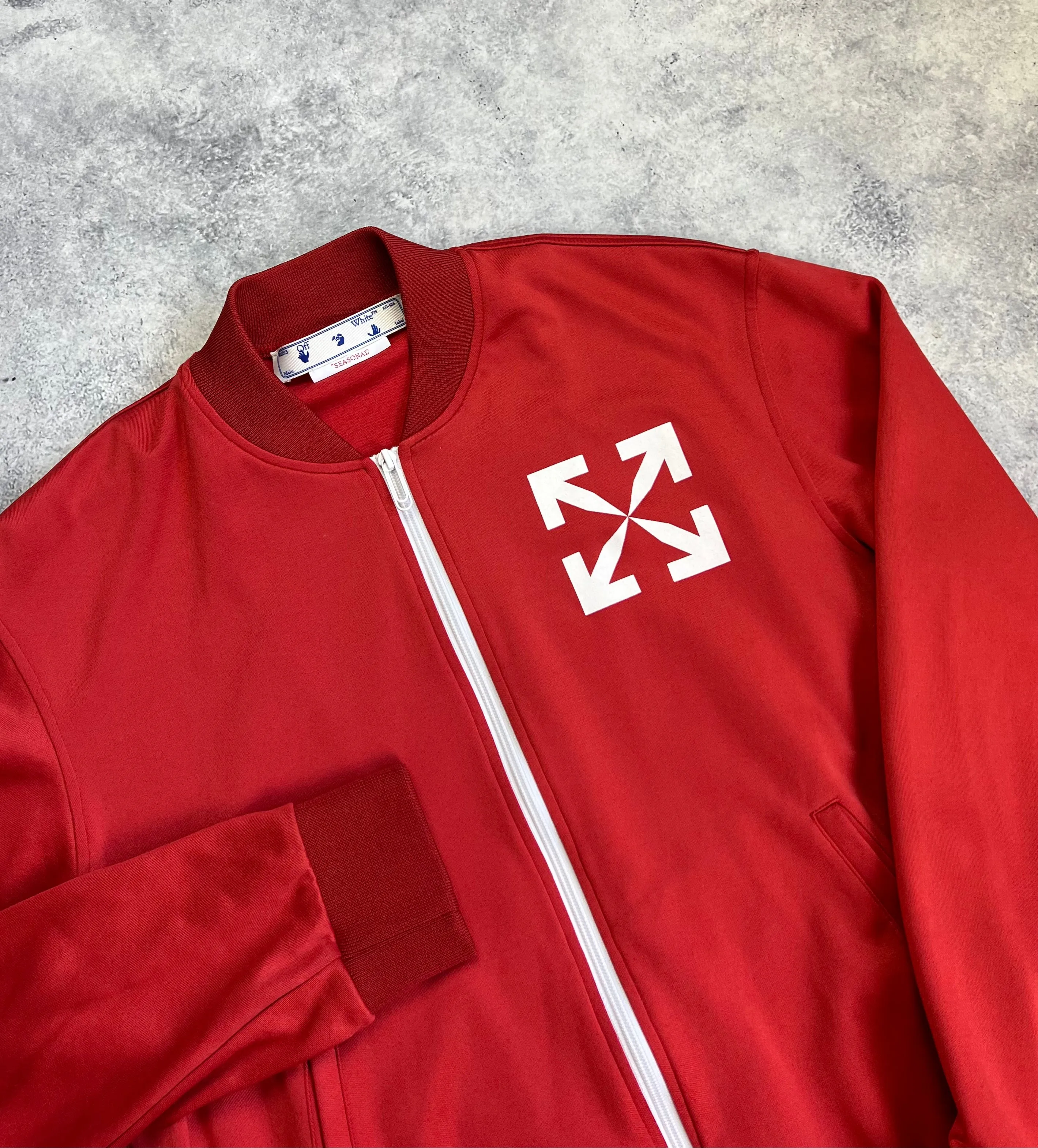 Off-white single arrow red track top