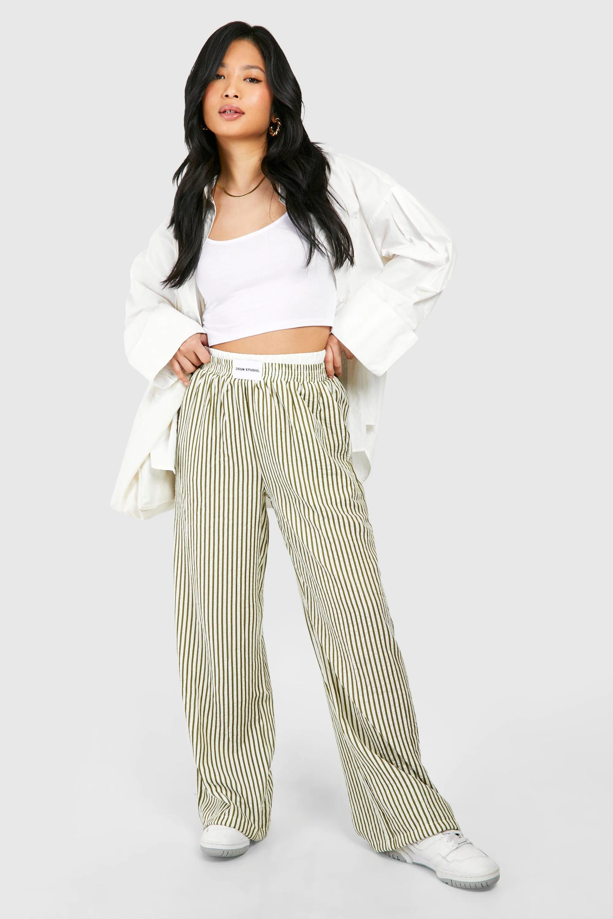 Petite Contrast Waistband Pinstripe Pants